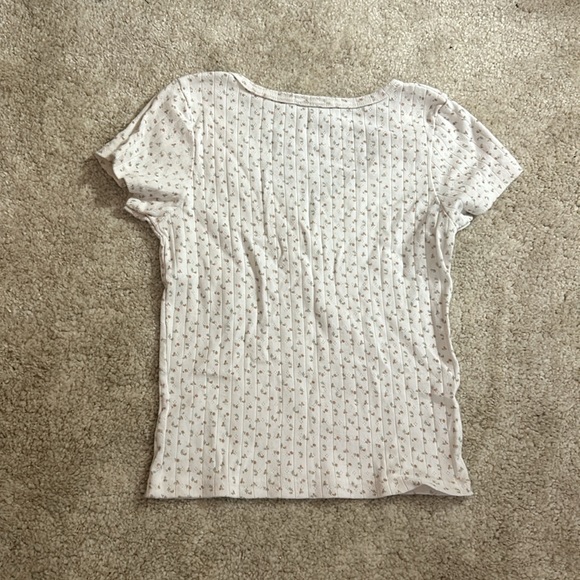 NWOT Brandy Melville Zelly Floral Eyelet Top - Picture 4 of 4